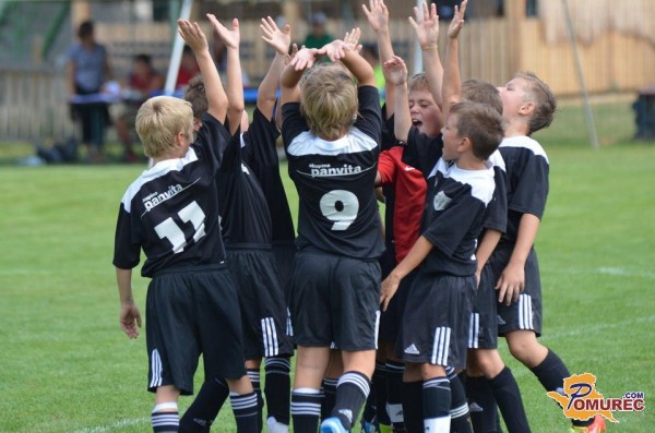 Slavje Mure 05 med dvanajstletniki v Rakičanu