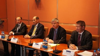 Menedžerji: Stavka javnega sektorja je krivična, Slovenija pluje proti stečaju