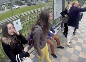 Ko se smejiš svetu, se svet smeji nazaj