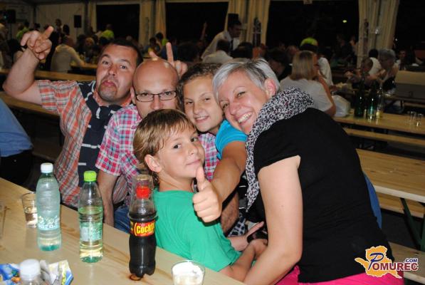 FOTO: Gasilska veselica s Poskočnimi muzikanti v Turnišču