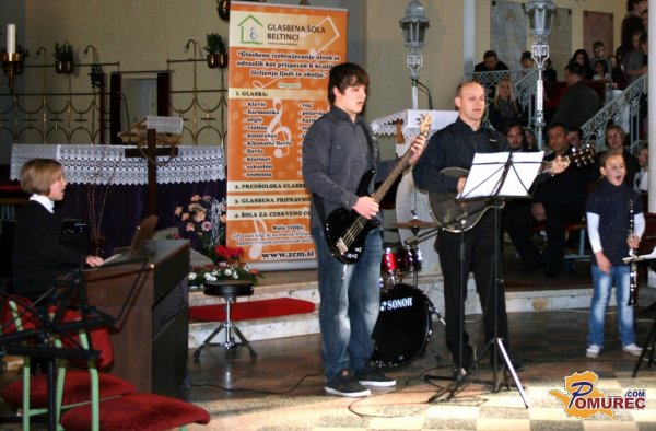 V Beltincih na materinski dan koncert družinskih zasedb 