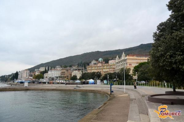 Opatija - center turizma, ki mu pravijo hrvaški Monte Carlo
