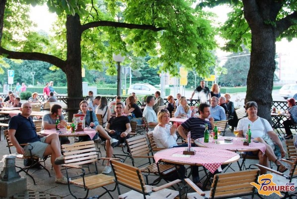 FOTO: Kulinarični Rock & Roll pri Zvezdi