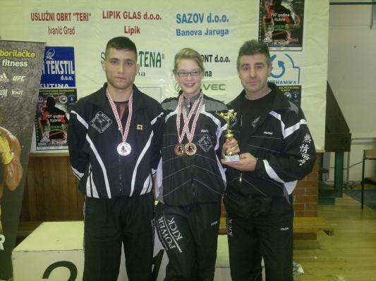 Dvoranski šport: Zmaga Kemi, Soboti, Radenski in Arcontu ter Maji Črešnjovnjak  