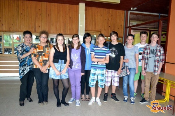 FOTO: Osnovnošolci v Križevcih pri Ljutomeru predstavili projekt  »Čutim Evropo«