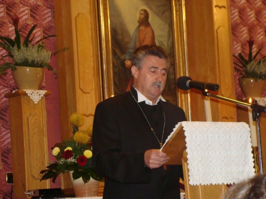 Škof Erniša v božični poslanici za sodelovanje med vernimi in neverujočimi