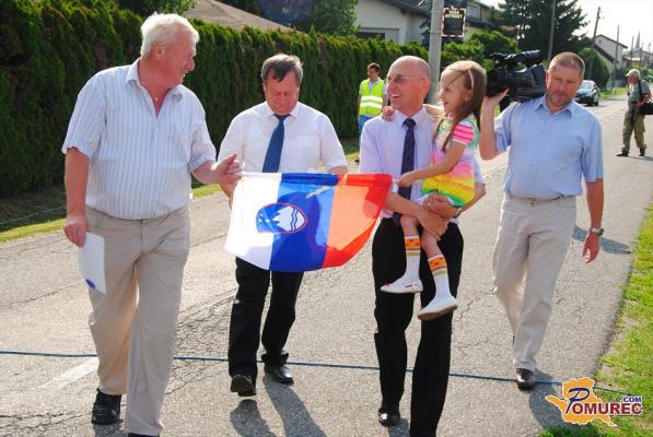 FOTO: V Lipi novi opozorilni merilec hitrosti za večjo varnost