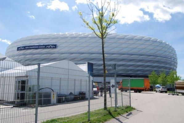 Bayern petič ali Chelsea prvič?