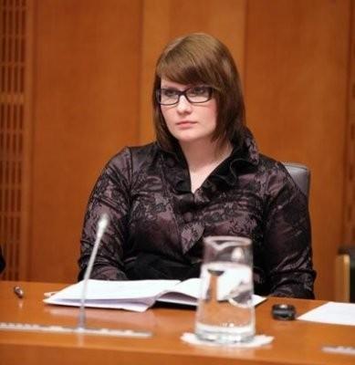 Poslanka Jasmina Opec vložila poslansko vprašanje v zvezi s stanjem na področju črnih gradenj