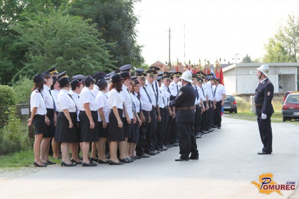 FOTO: PGD Grlava z novim gasilskim vozilom