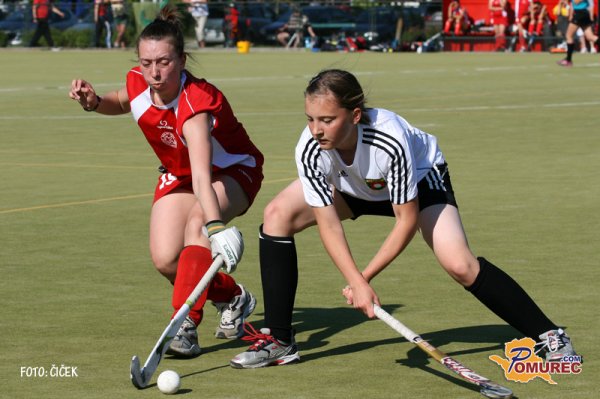 FOTO: Pomurske hokejistke na drugi tekmi remizirale
