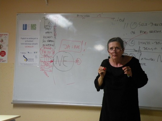 Otroka je treba prisiliti, da se drži pravil