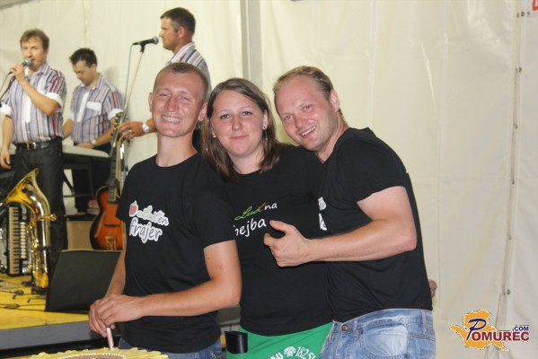 FOTO: V Gomilicah so desetič zaplesali
