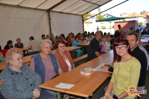 FOTO: V Centru starejših Murska Sobota priredili tradicionalni piknik