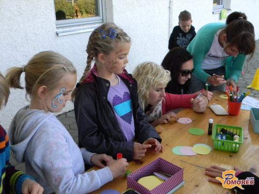 Larina zgodba postregla s pestrim dogajanjem za otroke