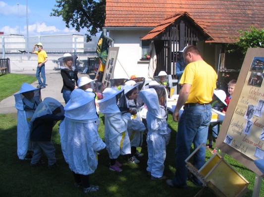 Dan odprtih vrat Čebelarskega društva Lendava