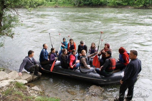 FOTO: Mladi gasilci PGD Orehovci od Petanjcev do Ižakovcev po reki Muri