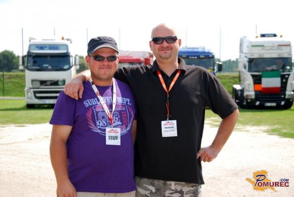 FOTO: V Črenšovcih so se družili šoferji in ljubitelji kamionov