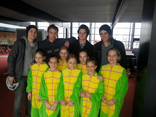 FOTO: Plesalci plesne šole Urška Pomurje zaplesali na prireditvi za bolne otroke v Ljubljani