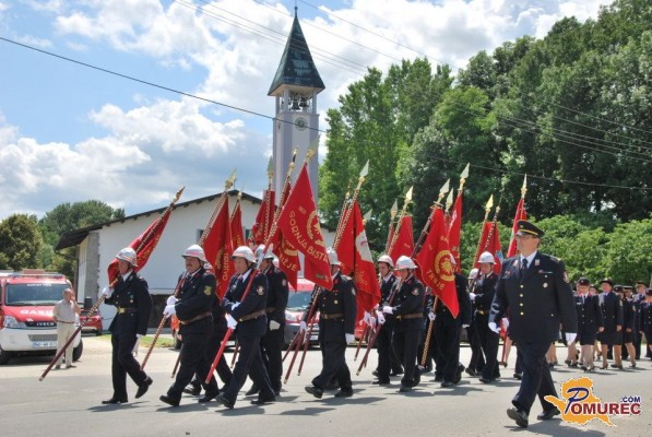 FOTO: PGD Gornja Bistrica proslavilo 90 let in prevzelo novo vozilo