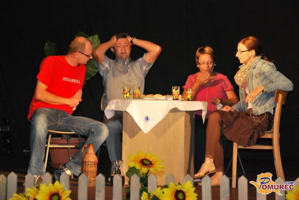 FOTO: Sredin Jenamena fest z Andrejem Tibautom, Damjanom Kuzmo in domačimi gledališčniki