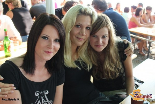 FOTO: Zabaven popoldan na Plaži v Kraščih