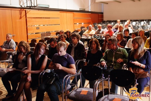 FOTO: S predstavo včeraj se je pričel kulturni festival Štunf