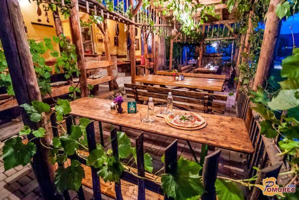 Okrepčevalnica  Agromarket v Tešanovcih