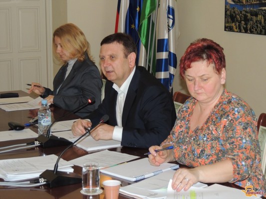 Svetniki v Lendavi potrdili proračun