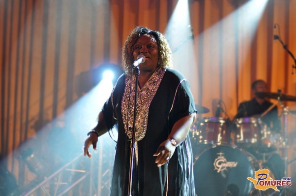 FOTO: Na humanitarnem koncertu v Radencih za mladenko zbrali okoli 1500 evrov