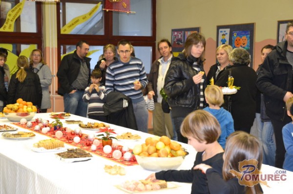 FOTO: 16. Dan odprtih vrat z dobrodelnim bazarjem na Osnovni šoli Fokovci