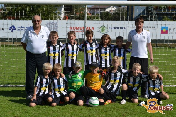 FOTO: Nogometni turnir U-8 v Bakovcih dobila Čarda, Mura 05 druga