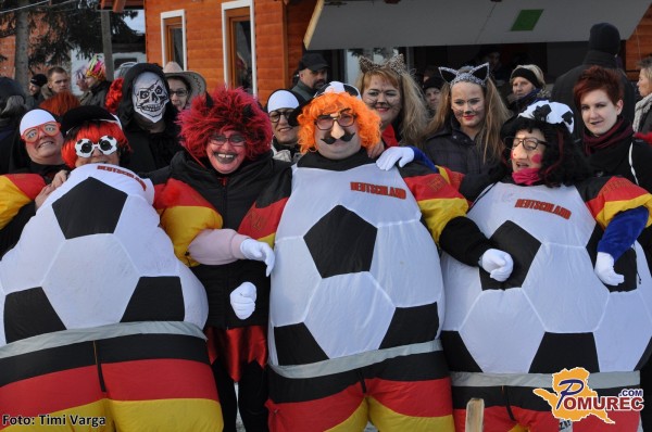 FOTO: Kurentovanje v Mahovcih