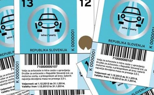 Od danes na avtocesto obvezno s turkizno vinjeto