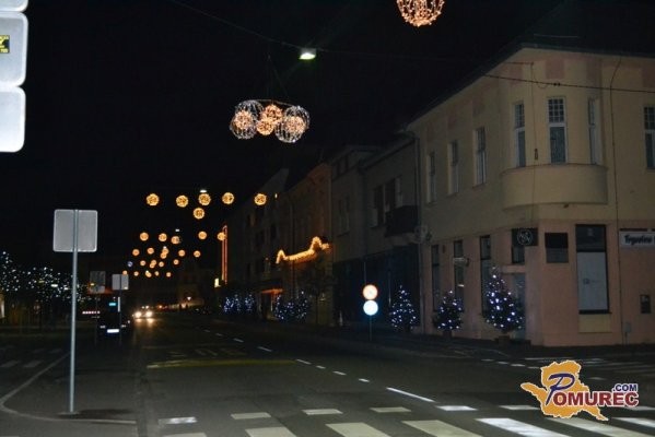 Tudi v pomurskih mestih praznične lučke že prižigajo