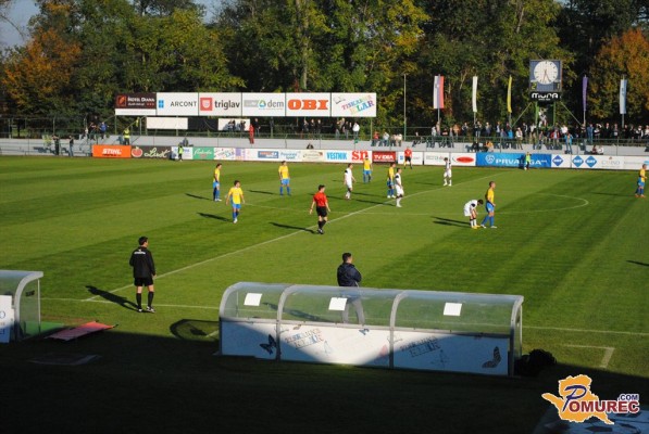 FOTO: Mura 05 z igralcem manj remizirala proti Celju 2:2