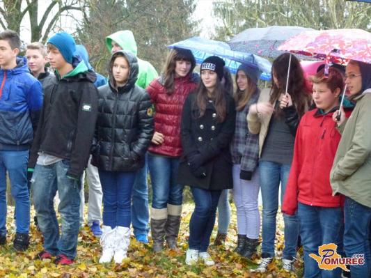 Spominska ura ob svetilniku miru v Gornji Radgoni za Rudolfa Maistra 