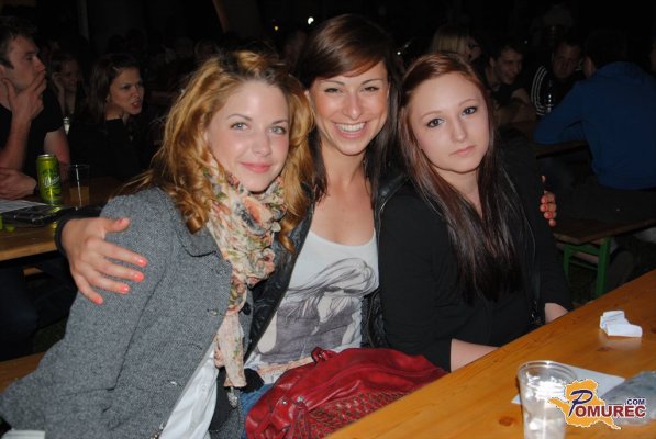 FOTO: V Beltincih kresovali s skupino Blue Planet