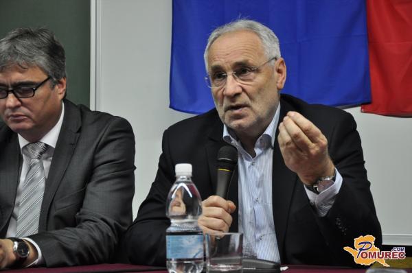 Jožef Horvat ob posvetu z dijaki: »Samo z diplomo boste težko ali sploh ne zaposljivi«