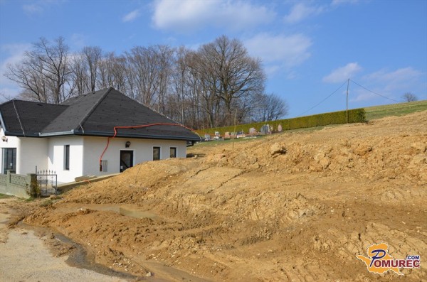 FOTO: V Občini Puconci prebivalce ogrožajo plazovi 