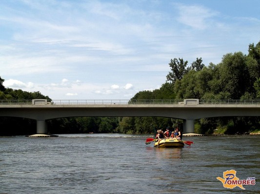 Mura pri Petanjcih verjetno usodna za 77-letnika