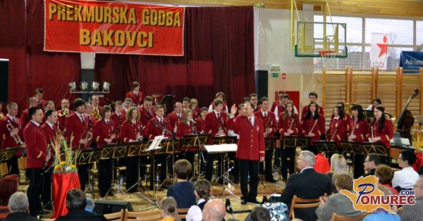 FOTO: Koncert Prekmurske godbe Bakovci z Manco Špik in Ingrid Müller