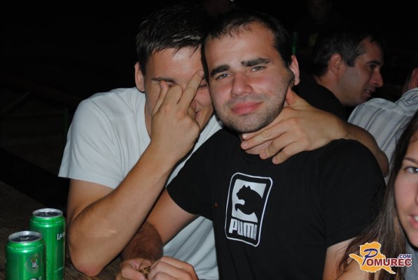 FOTO: V Turnišču švicali tudi zvečer