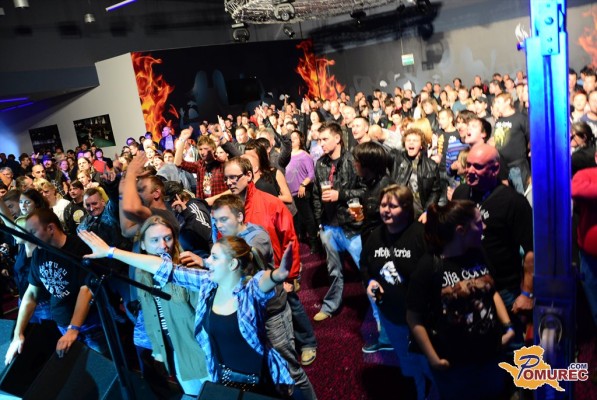 FOTO: Legendarna Ribja Čorba zavzela Kegl  city