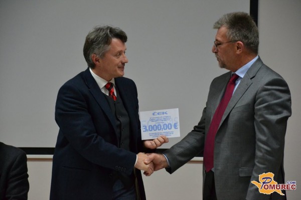 Tri tisoč evrov z binkoštnega piknika bo šlo za otroški oddelek bolnišnice