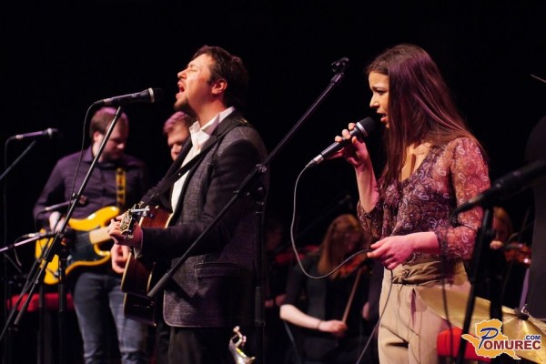 FOTO: Razigran koncert Gala Gjurina z gosti v Murski Soboti