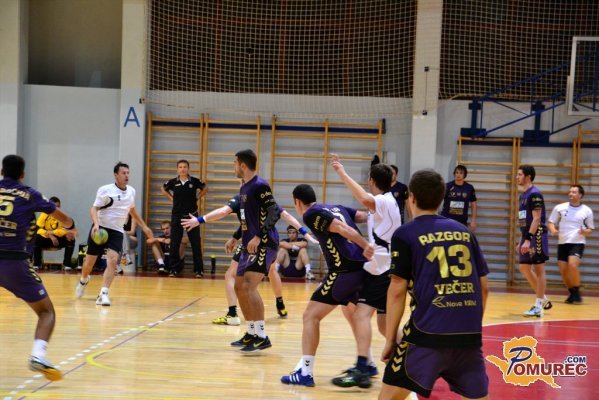 Polovičen uspeh rokometašev, domačini osvojili Maximusov turnir