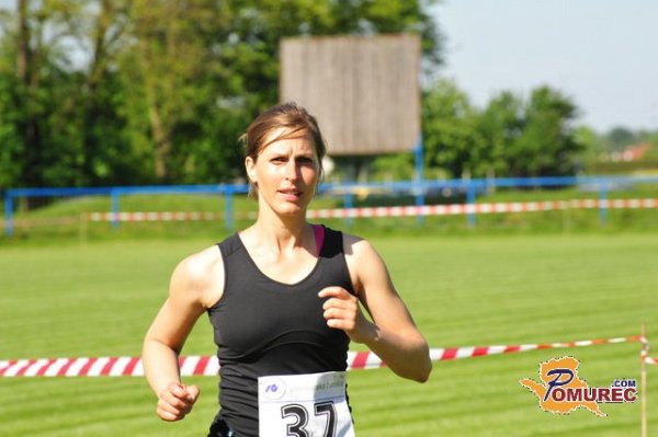 FOTO: Bratonski tek privabil mlado in staro