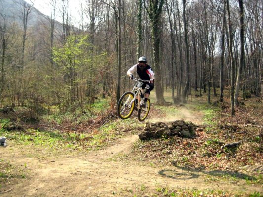 Dušan Lepoša odličen drugi na mednarodni dirki