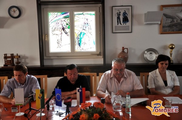 V Puconcih bodo zabrneli stroji, začela se bo gradnja športne dvorane